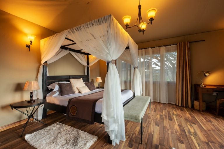 Ngorongoro Lion's Paw Camp 6
