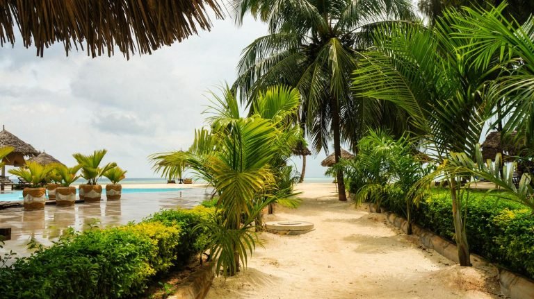 Smiles-Beach-Hotel-7